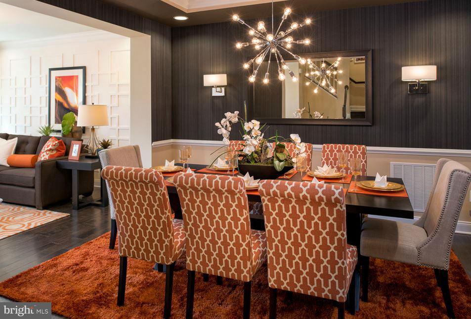 42638 Lancaster Ridge Terrace Chantilly, VA 20152 - Photo 3 of 8 Bradbury Country Manor Dining Room