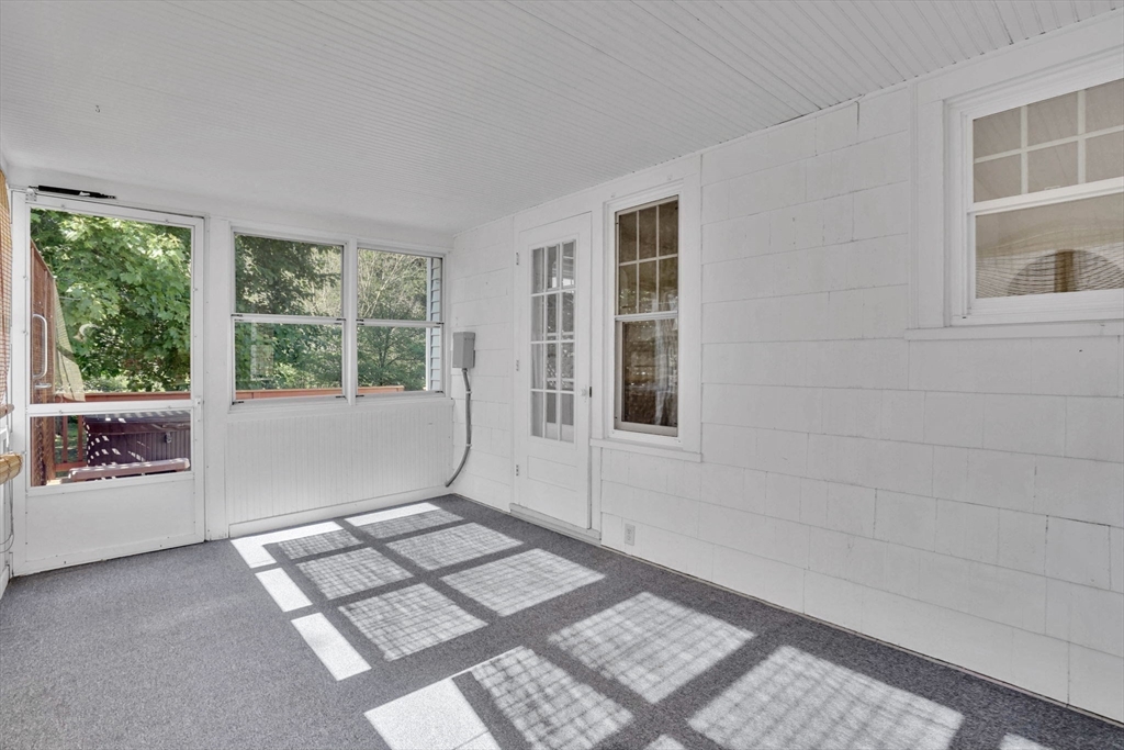 2164 Wilbraham Road Springfield, MA 01129 - Photo 11 of 32 Gallery Image 11