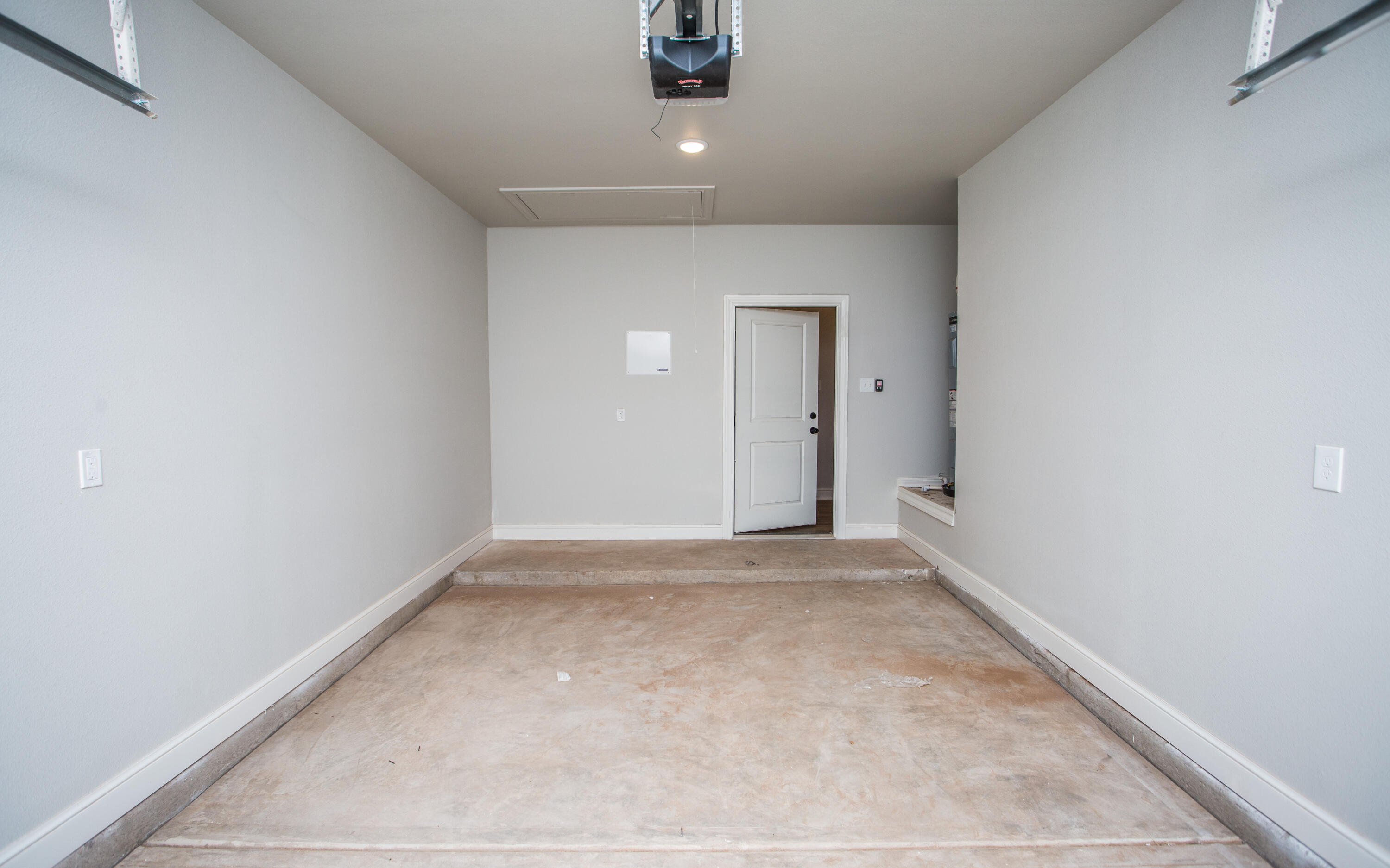 2544 137th Street Lubbock, TX 79423 - Photo 37 of 43 a view of an empty room