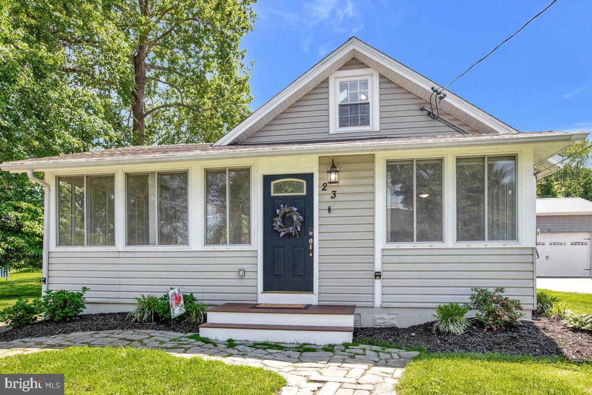 23 Ridge Avenue Edgewater, MD 21037 - Photo 1 of 41 Front of home
