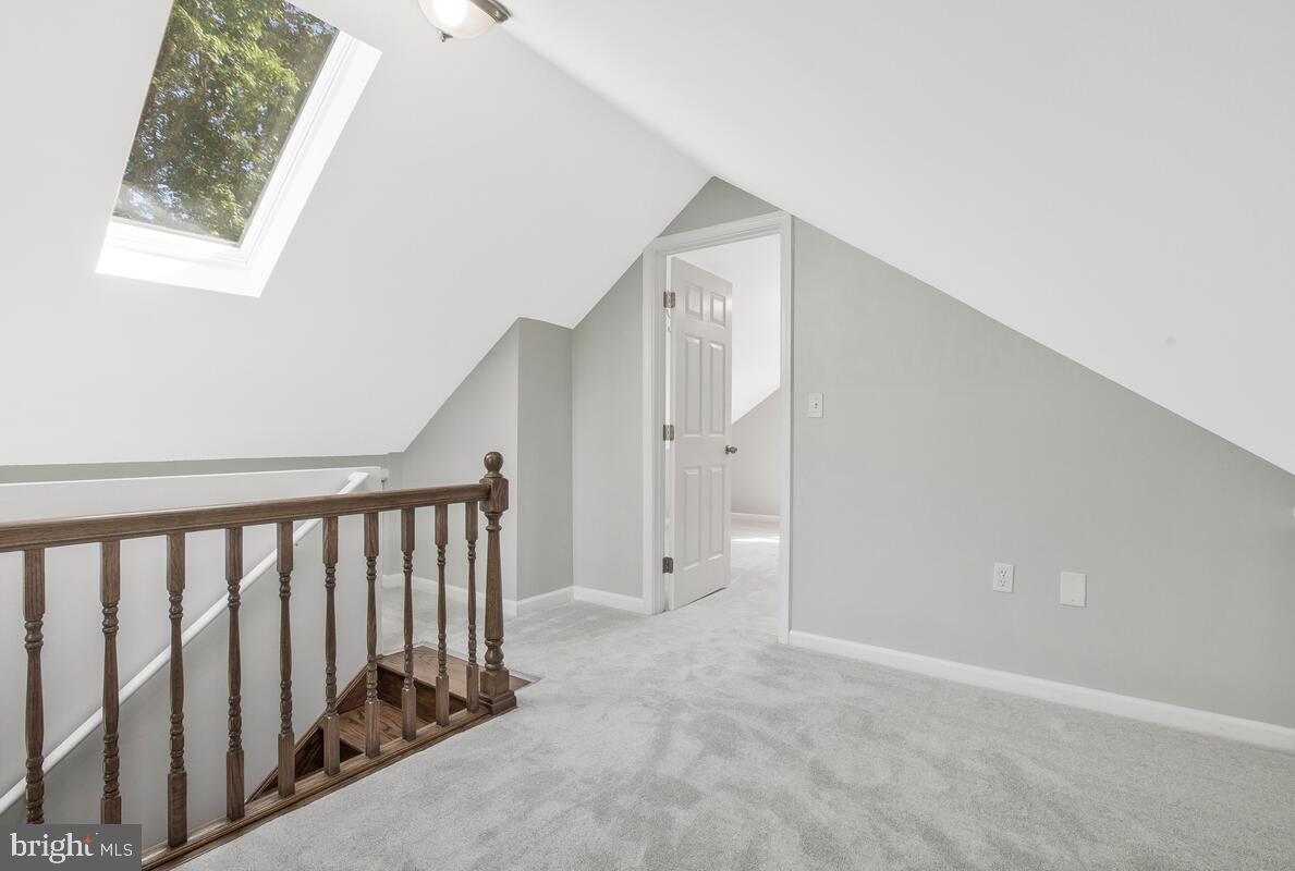 23 Ridge Avenue Edgewater, MD 21037 - Photo 21 of 41 Loft living space