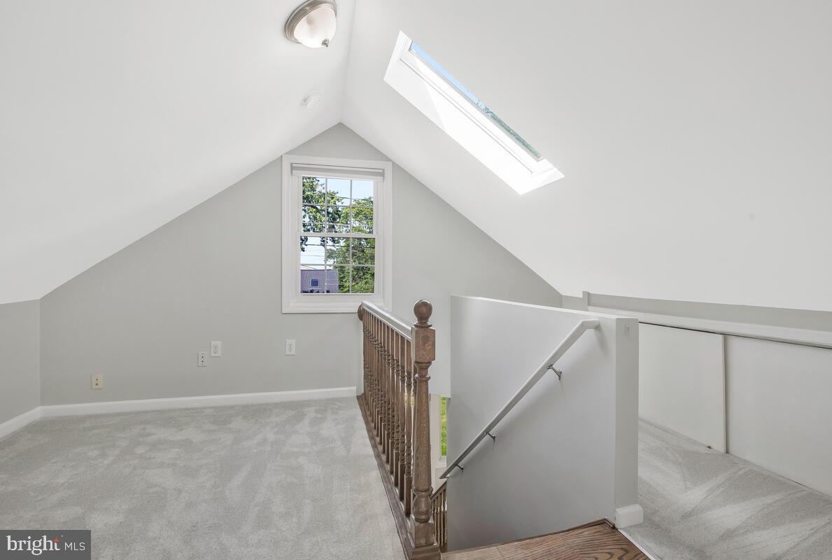 23 Ridge Avenue Edgewater, MD 21037 - Photo 22 of 41 Loft living space