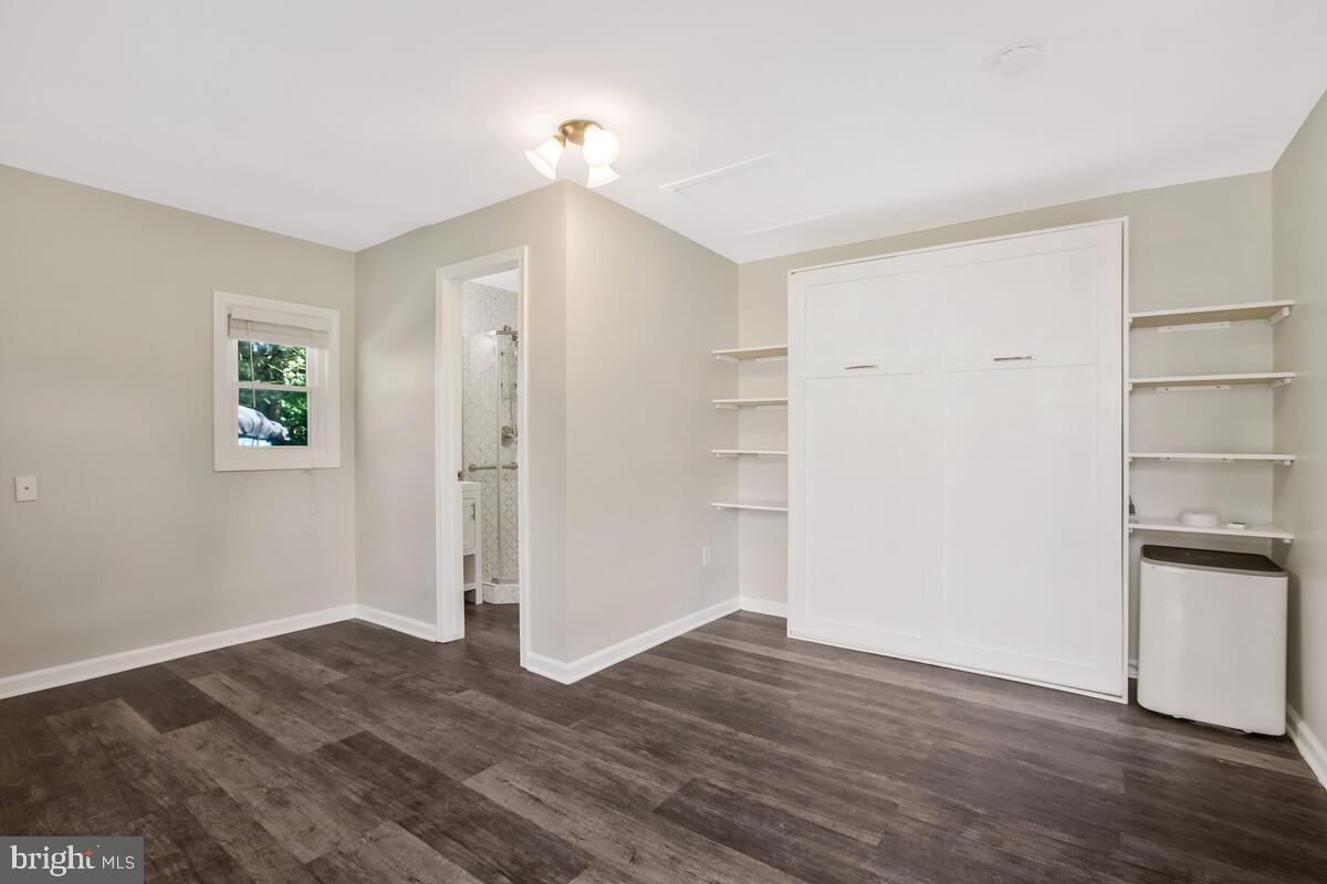 23 Ridge Avenue Edgewater, MD 21037 - Photo 32 of 41 Detached studio interior