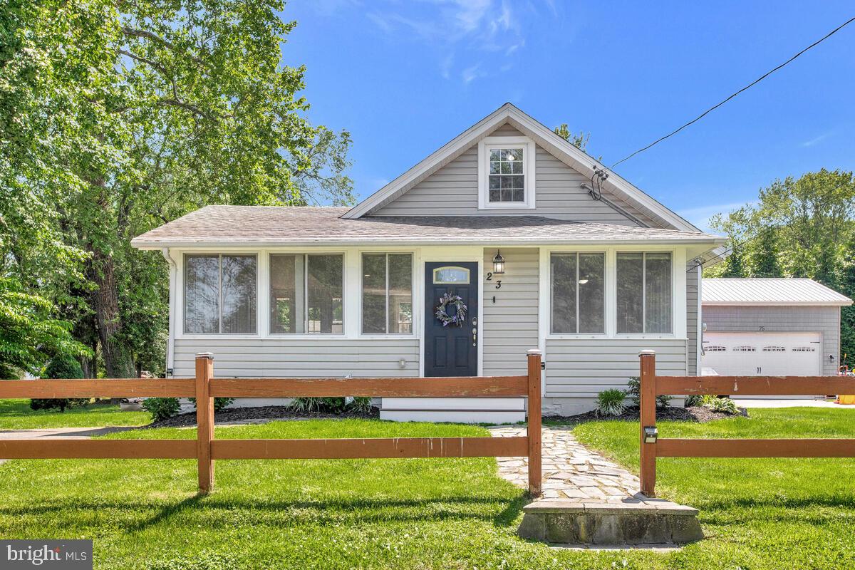 23 Ridge Avenue Edgewater, MD 21037 - Photo 4 of 41 Front of home