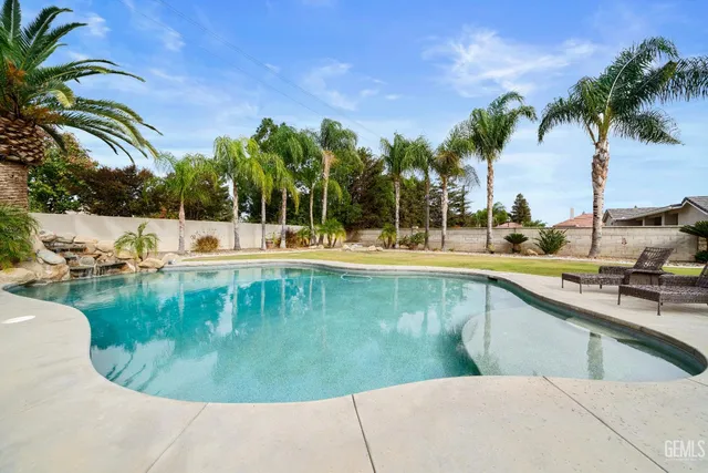 $554,000 | Undisclosed Address, Bakersfield, CA 93312