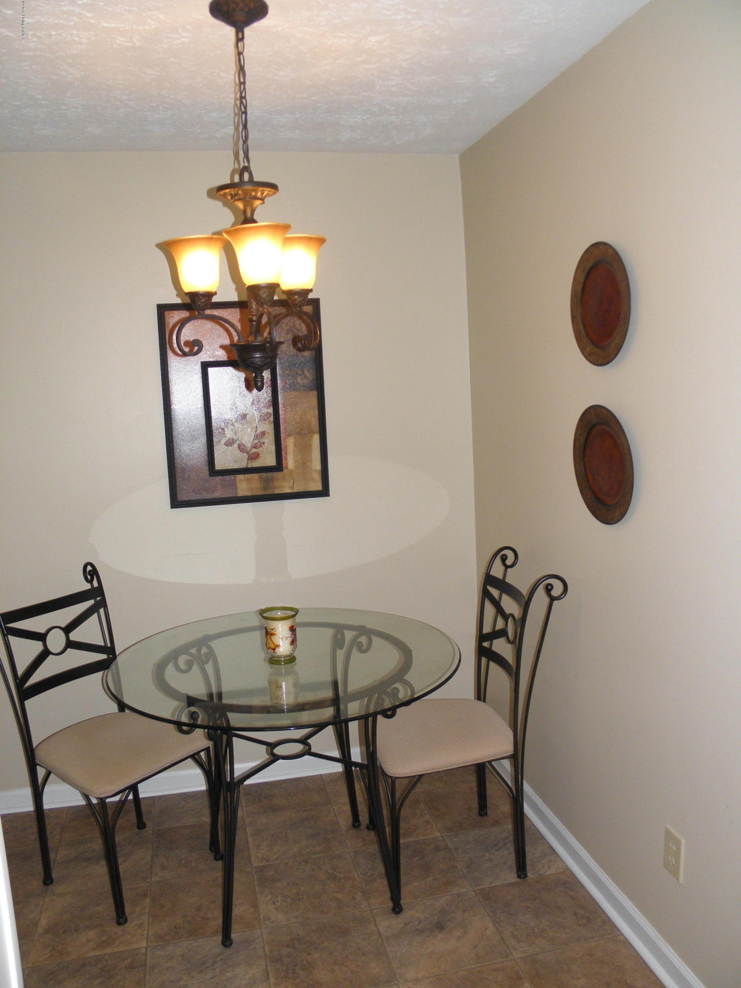 1310 Louisville Road, Unit 61 Frankfort, KY 40601 - Photo 12 of 13 P5210224