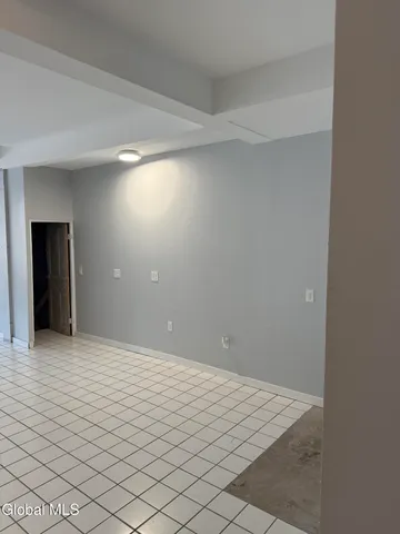 $2,000 | 84 Ferry Street, Troy, NY 12180