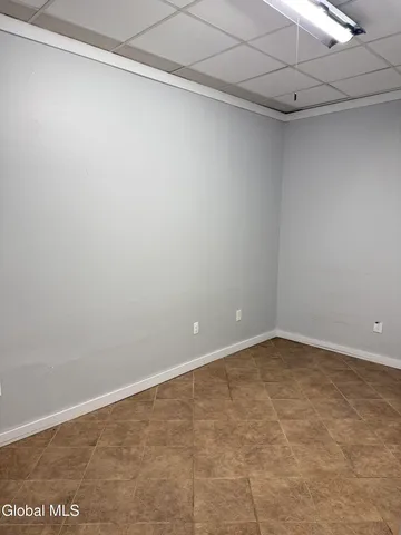 $2,000 | 84 Ferry Street, Troy, NY 12180