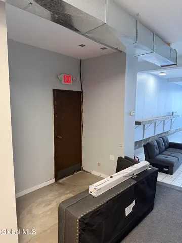 $2,000 | 84 Ferry Street, Troy, NY 12180