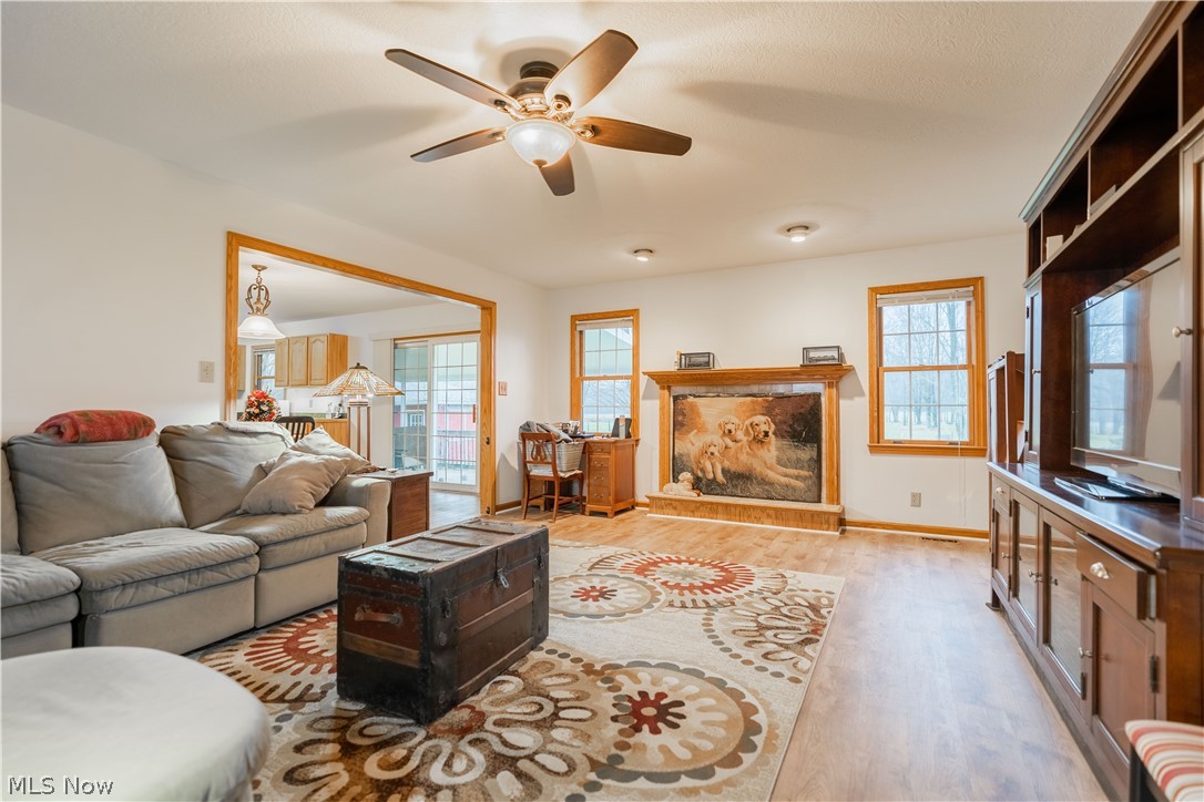 853 Stroup Road Atwater, OH 44201 - Photo 8 of 35