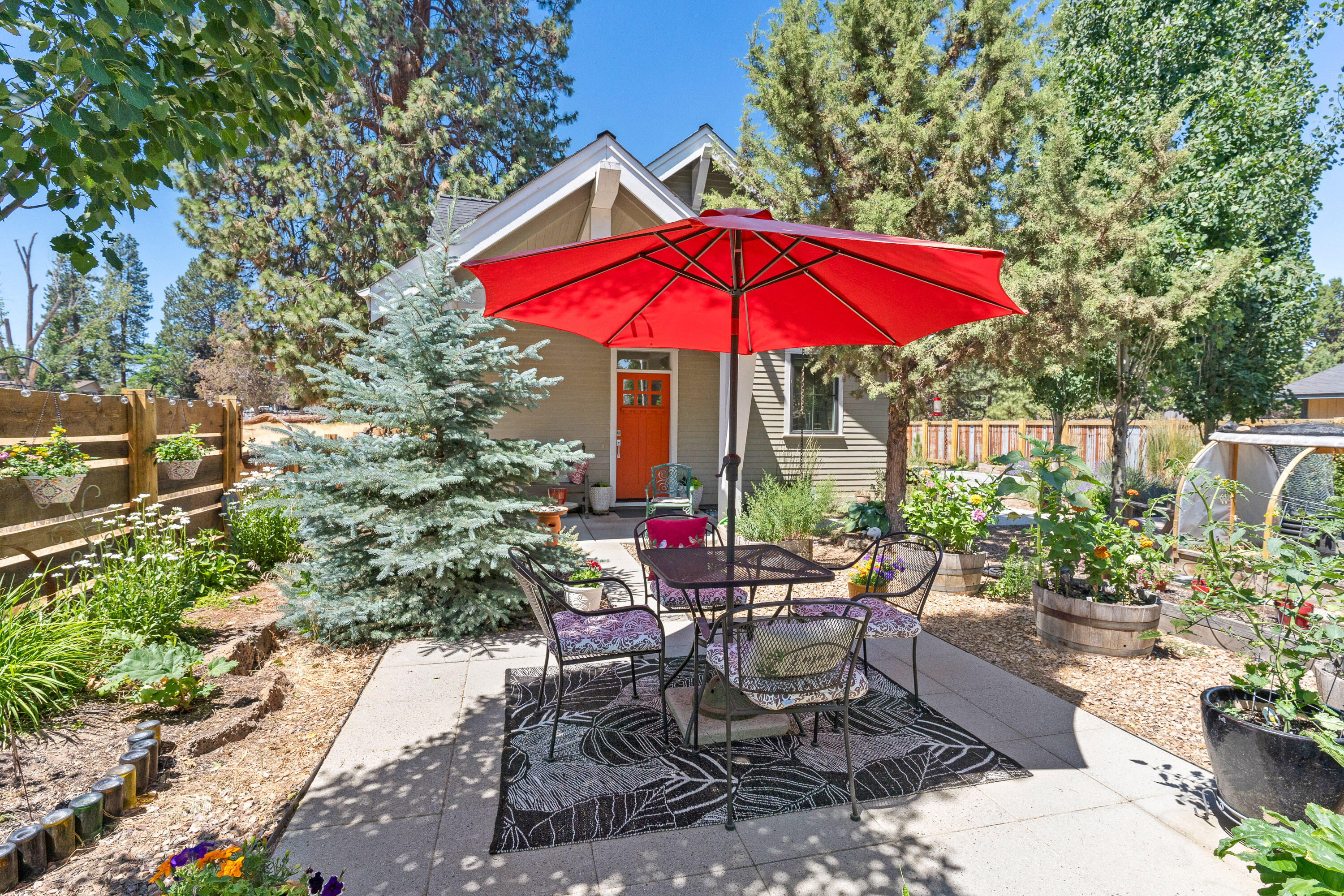 61435 Brosterhous Road Bend, OR 97702 - Photo 46 of 57 DSC07323