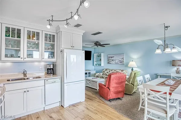 $465,000 | 1250 Tennis Pl Court, Unit C31, Sanibel, FL 33957