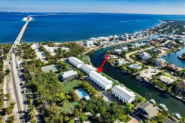 $465,000 | 1250 Tennis Pl Court, Unit C31, Sanibel, FL 33957