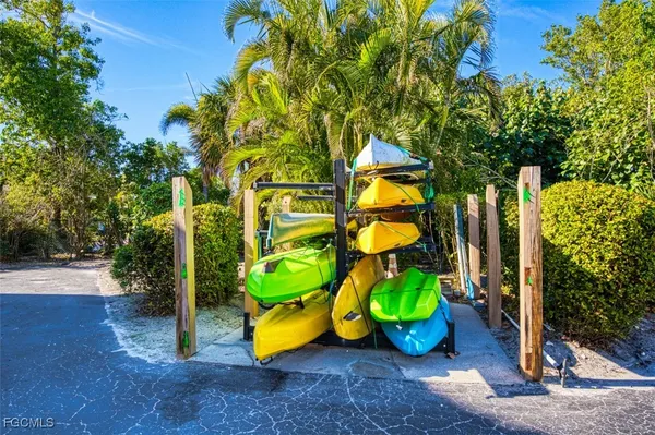 $465,000 | 1250 Tennis Pl Court, Unit C31, Sanibel, FL 33957