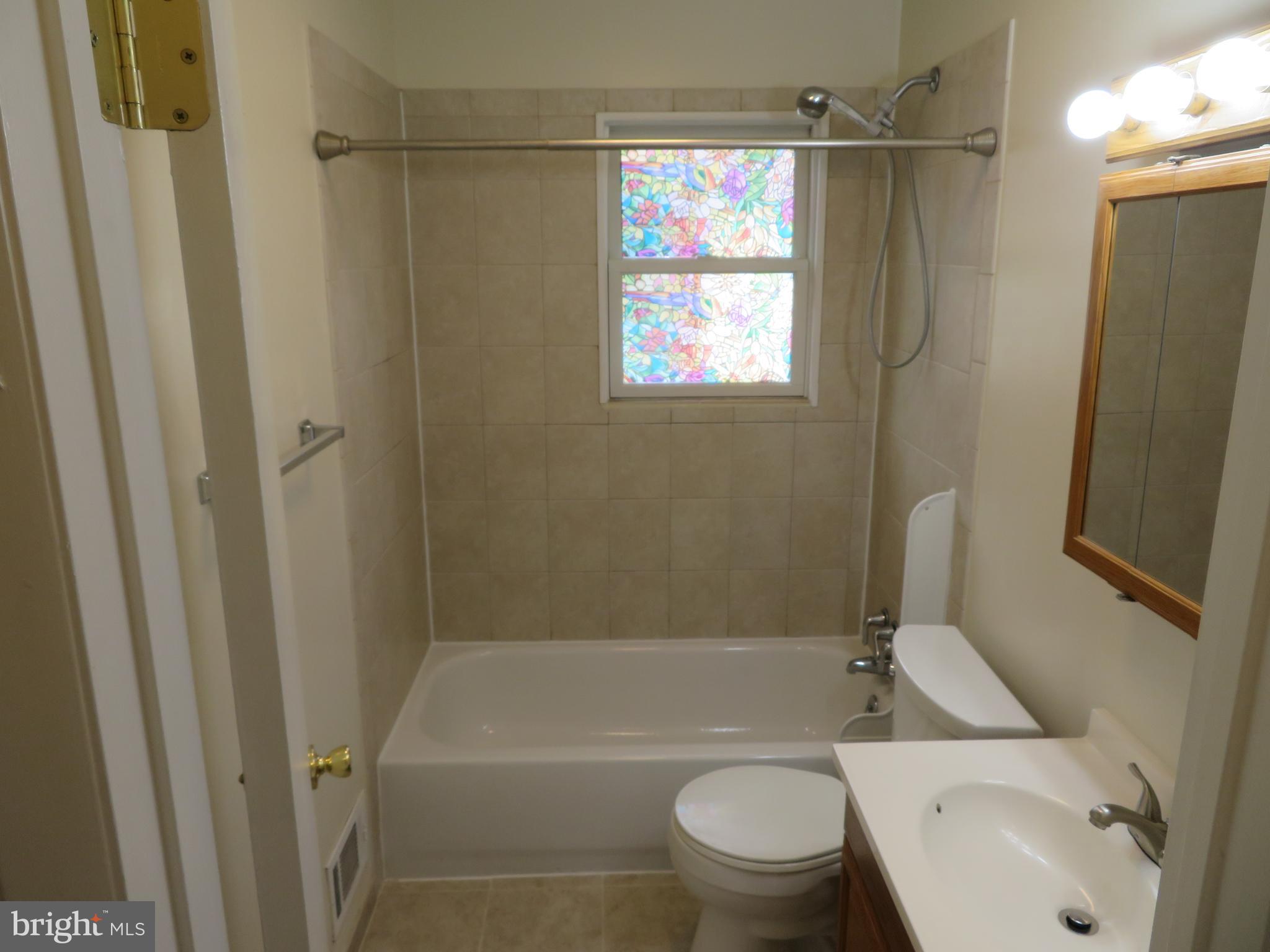 5414 Quesada Road Riverdale, MD 20737 - Photo 13 of 33 Main Level Bathroom with Window