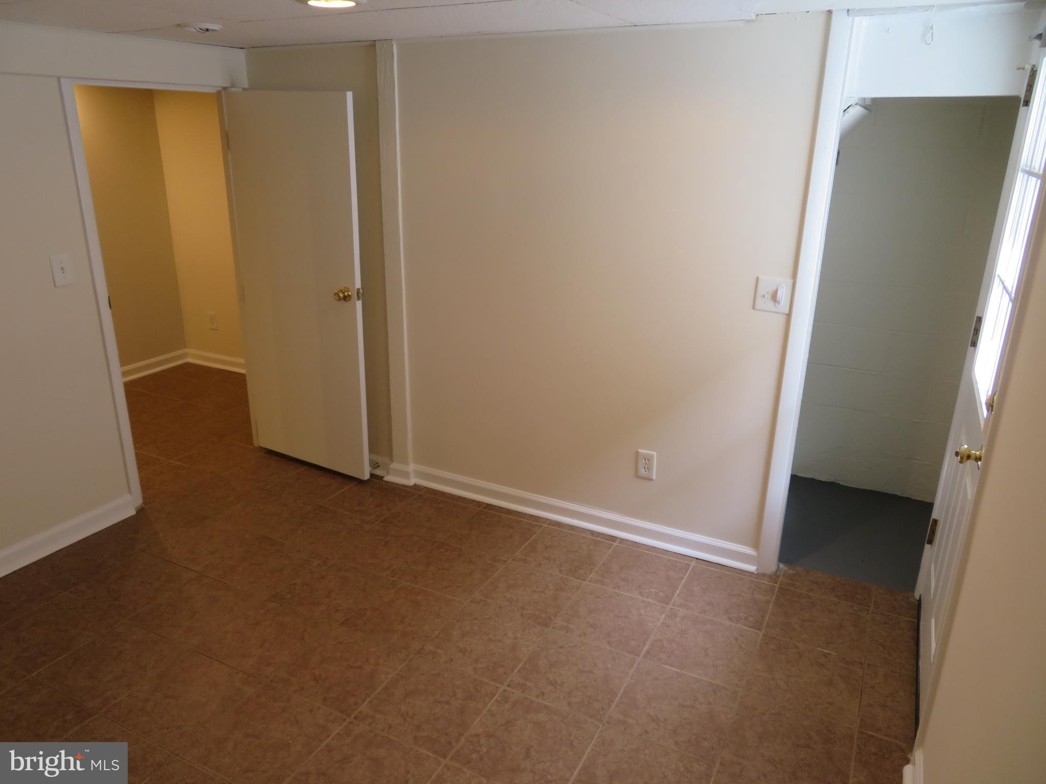 5414 Quesada Road Riverdale, MD 20737 - Photo 21 of 33 Basement Bedroom 3 with Closet