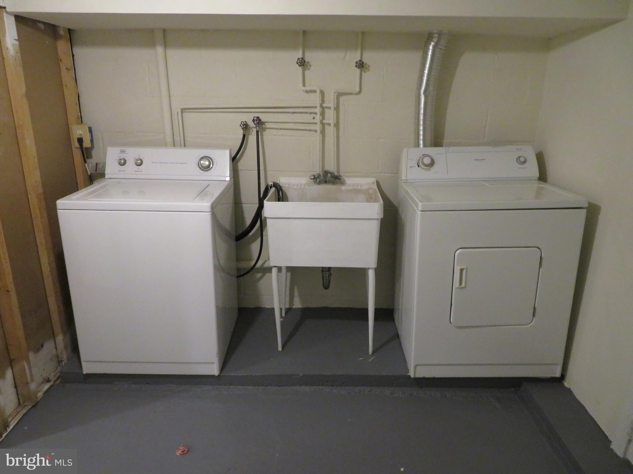 5414 Quesada Road Riverdale, MD 20737 - Photo 28 of 33 Basement Laundry Room