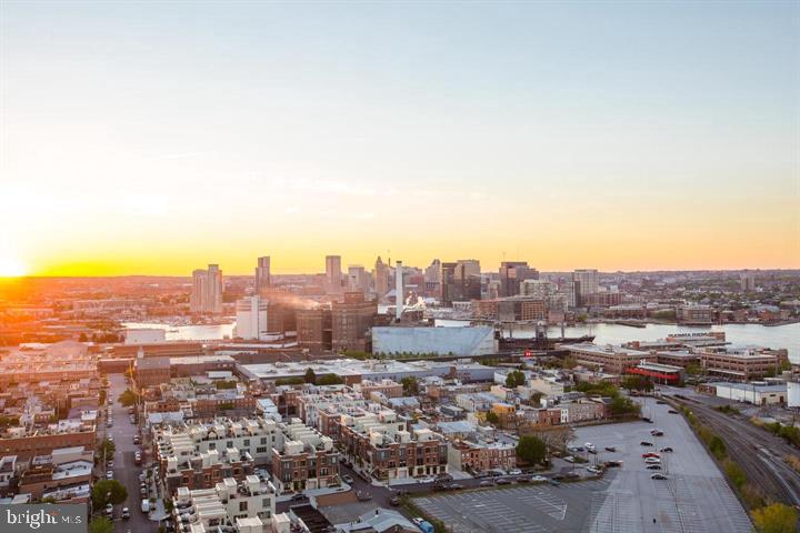 1200 Steuart Street, Unit 428 Baltimore, MD 21230 - Photo 21 of 53 an aerial view of multiple house