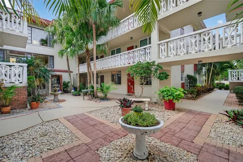$180,000 | 1012 Pearce Drive, Unit 110, Clearwater, FL 33764