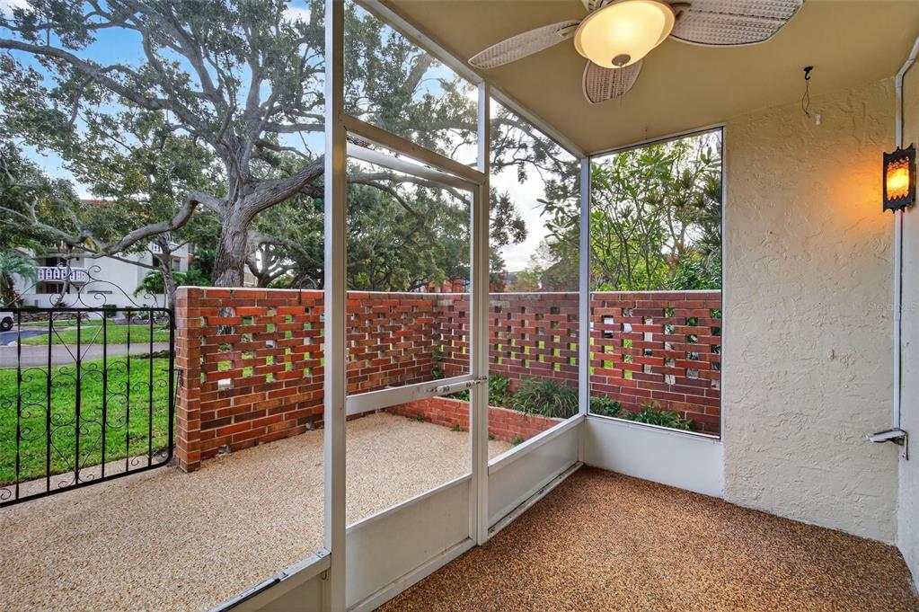 1012 Pearce Drive, Unit 110 Clearwater, FL 33764 - Photo 34 of 46