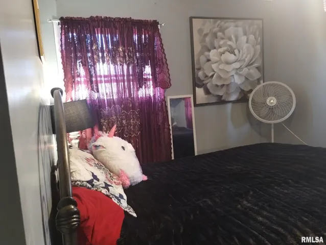 $159,900 | 600 South Skyline Drive, Carbondale, IL 62901