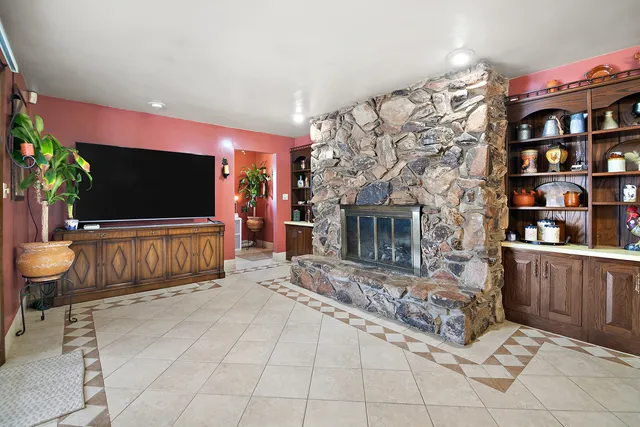 $475,000 | 17349 9000 North, Grant Park, IL 60940