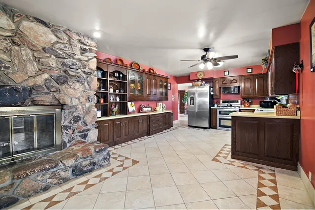 $475,000 | 17349 9000 North, Grant Park, IL 60940