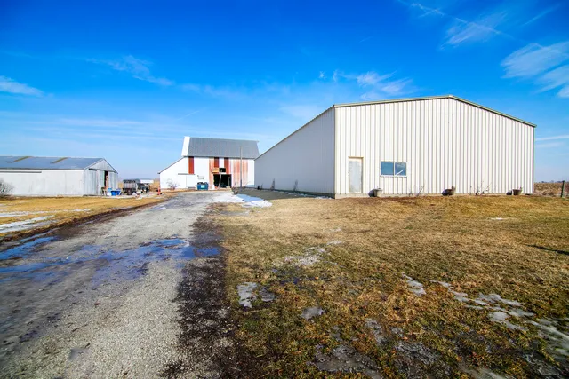 $475,000 | 17349 9000 North, Grant Park, IL 60940