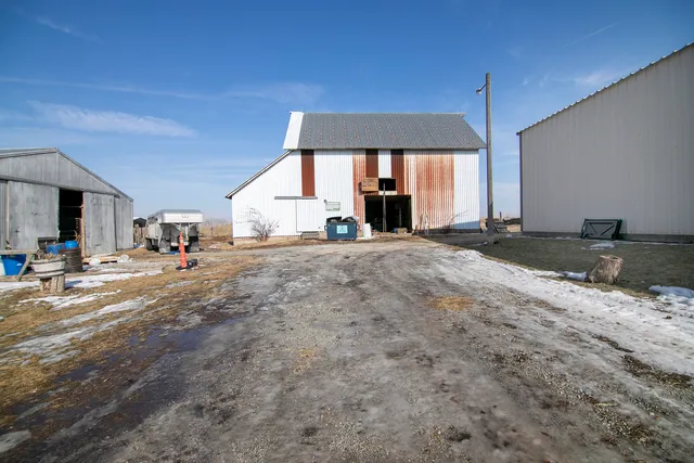 $475,000 | 17349 9000 North, Grant Park, IL 60940