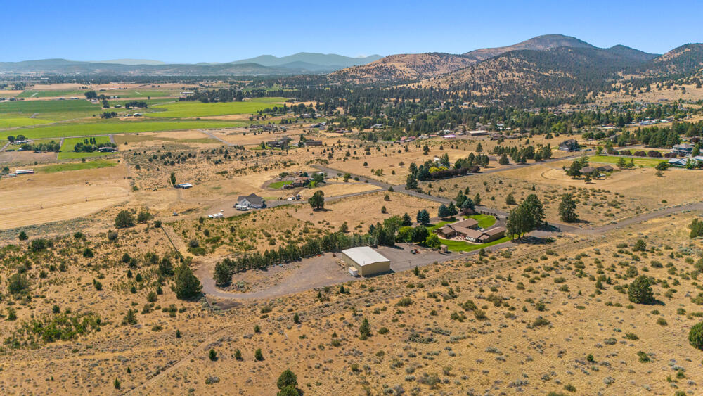 12520 Lisa Road Klamath Falls, OR 97603 - Photo 61 of 64 12520LisaRd.-84