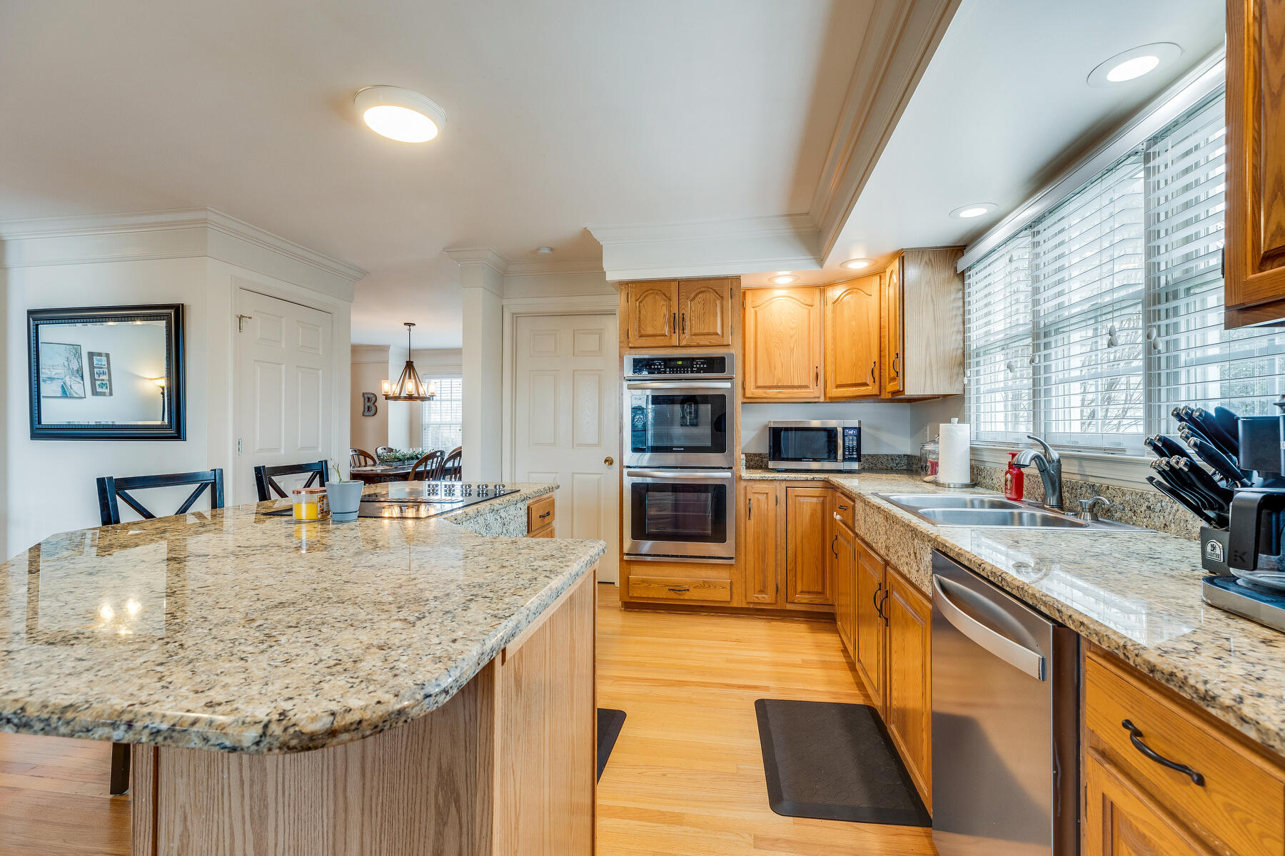 238 Union Church Road Jonesborough, TN 37659 - Photo 18 of 55 Center isle