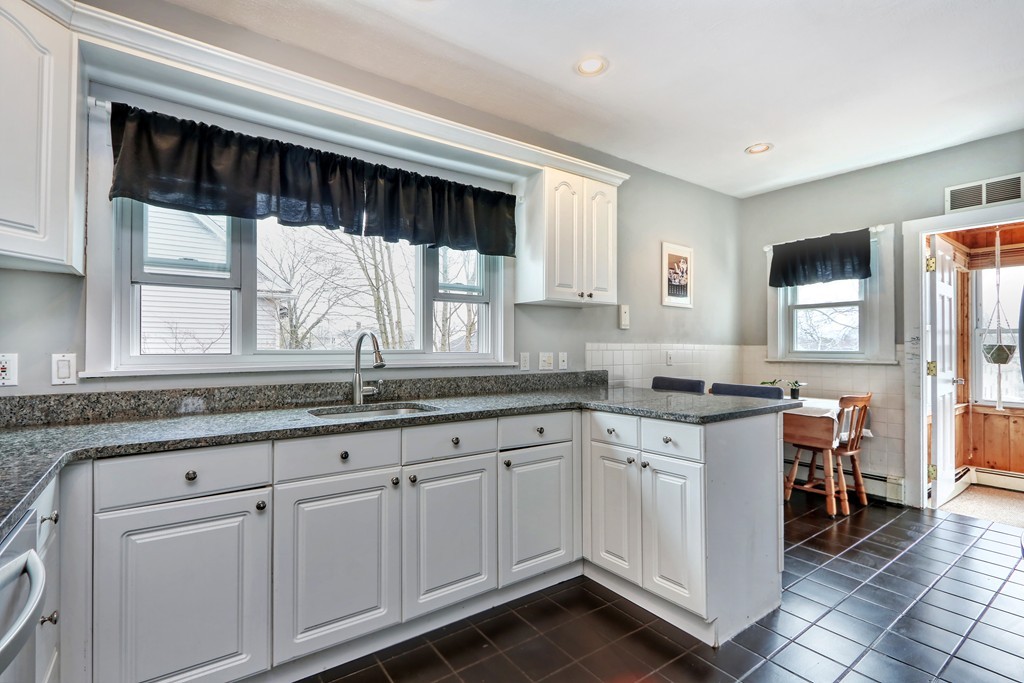 120 Manthorne Road, Unit 2 Boston, MA 02132 - Photo 8 of 29 Gallery Image 8