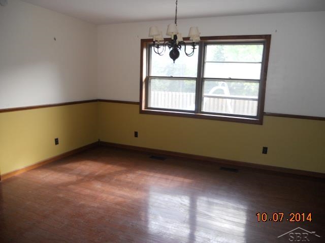 9030 Lange Road Birch Run, MI 48415 - Photo 4 of 20 Dining Room