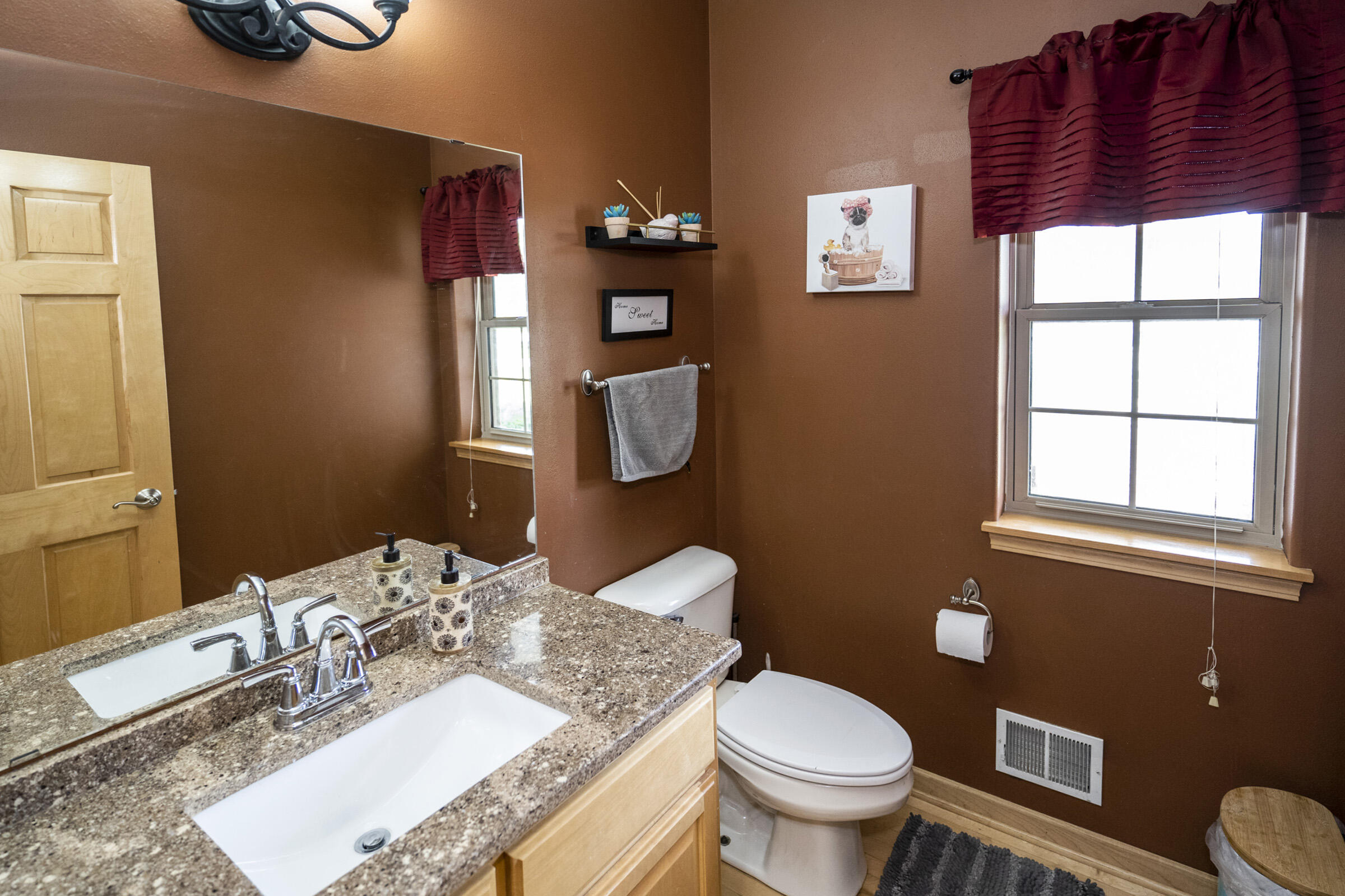 9729 West Prairie Grass Way Franklin, WI 53132 - Photo 30 of 85 Powder Room