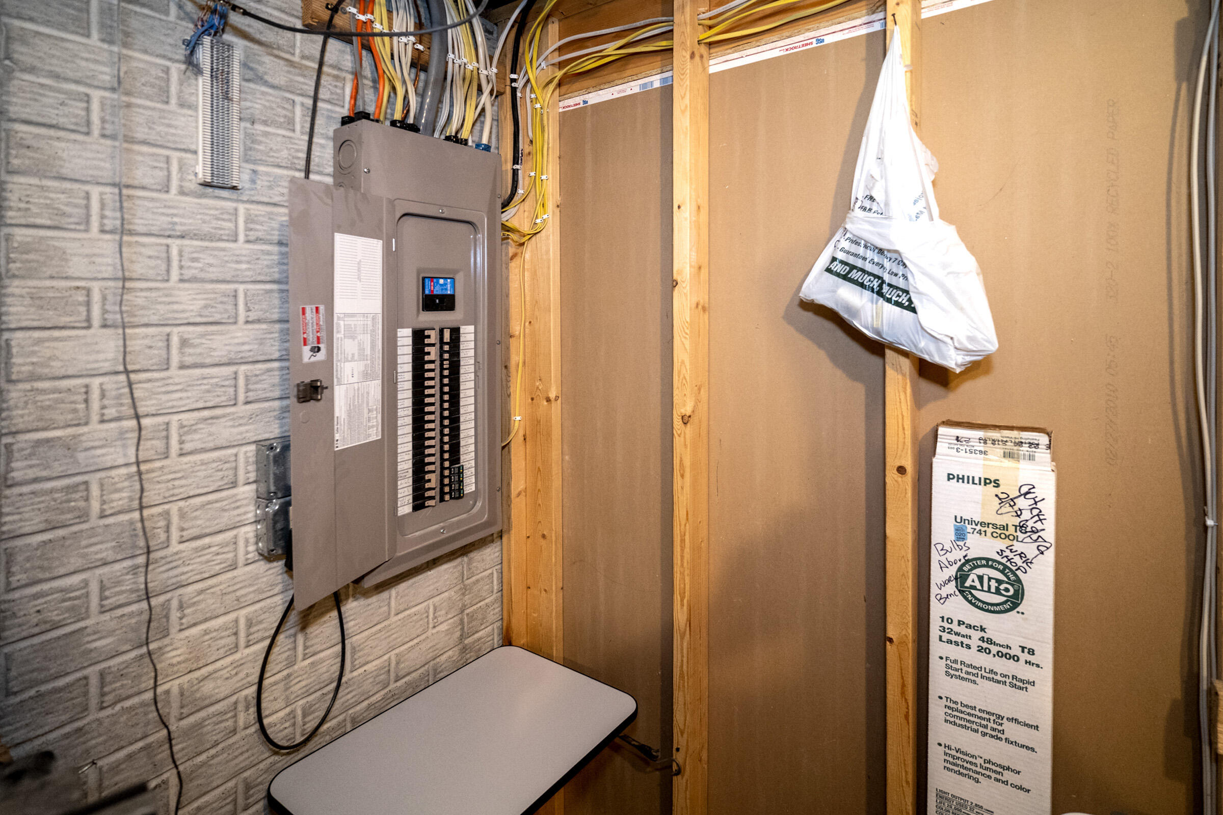 9729 West Prairie Grass Way Franklin, WI 53132 - Photo 73 of 85 200 Amp Power Panel