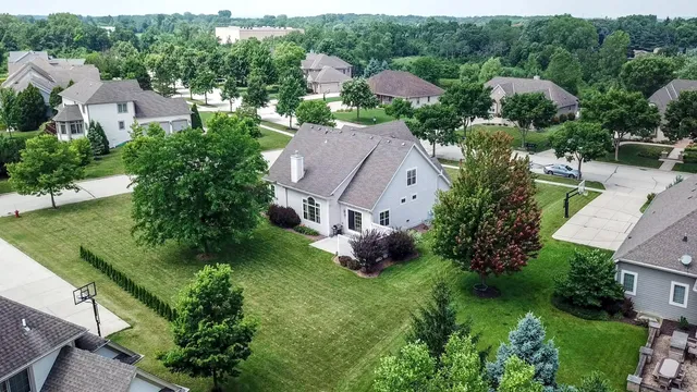 $720,000 | 9729 West Prairie Grass Way, Franklin, WI 53132