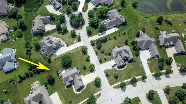 $720,000 | 9729 West Prairie Grass Way, Franklin, WI 53132