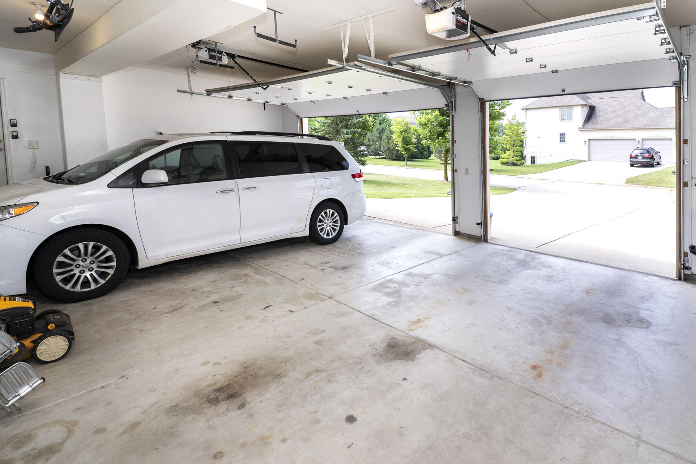 9729 West Prairie Grass Way Franklin, WI 53132 - Photo 83 of 85 Garage Interior