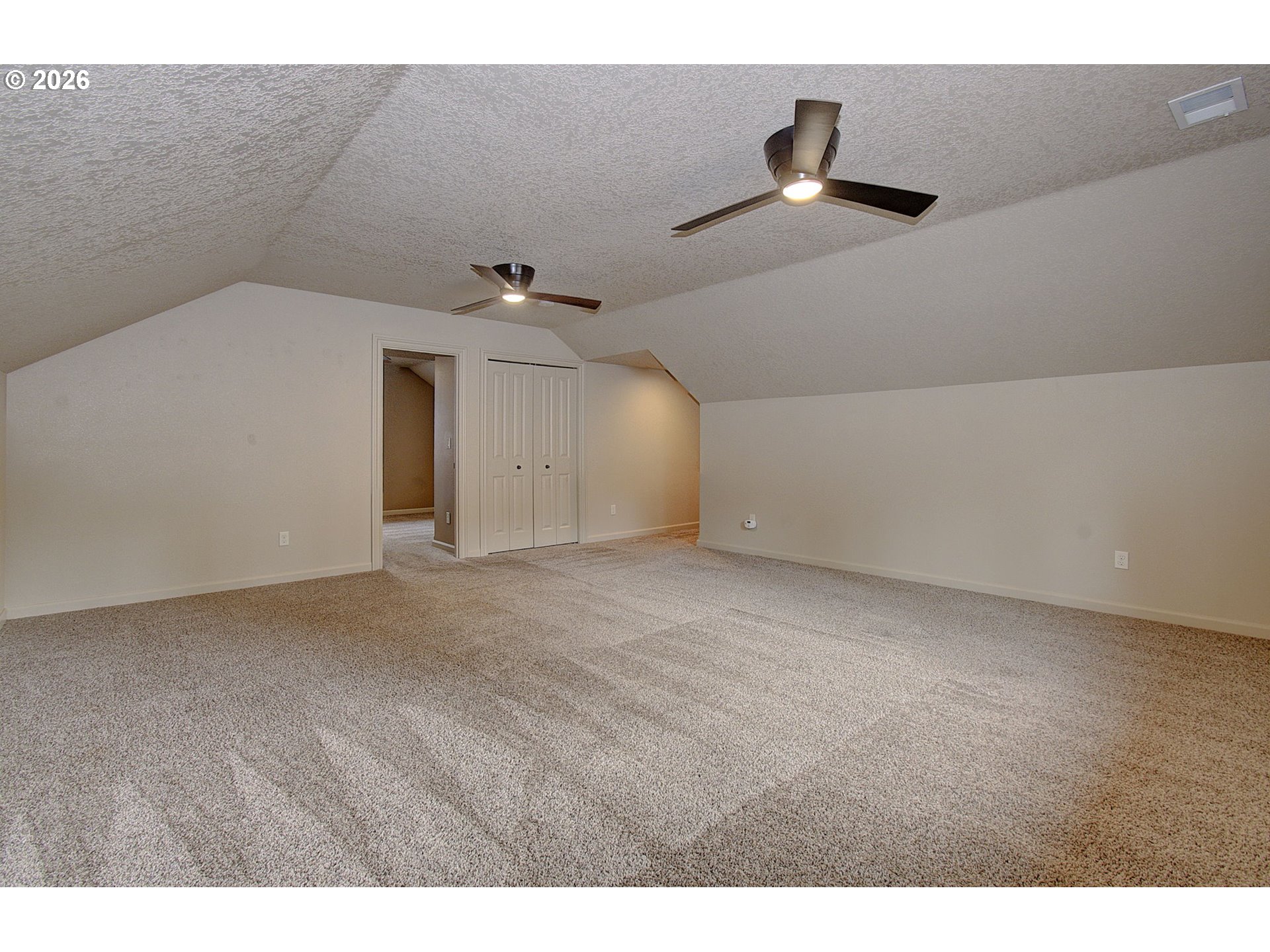 553 Southeast 23rd Terrace Gresham, OR 97080 - Photo 25 of 41 Bonus Room