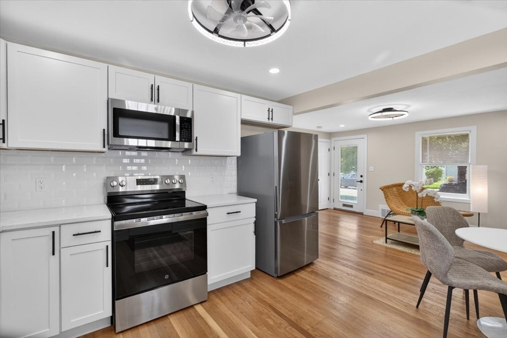 163 Powell Avenue Springfield, MA 01118 - Photo 12 of 40
