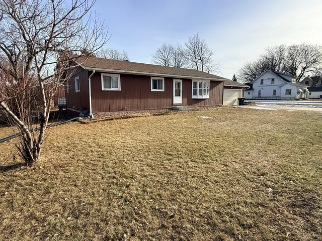 $120,000 | 180 6th Street, Walnut Grove, MN 56180