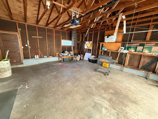 $120,000 | 180 6th Street, Walnut Grove, MN 56180