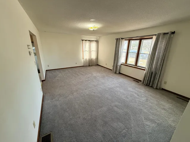 $120,000 | 180 6th Street, Walnut Grove, MN 56180