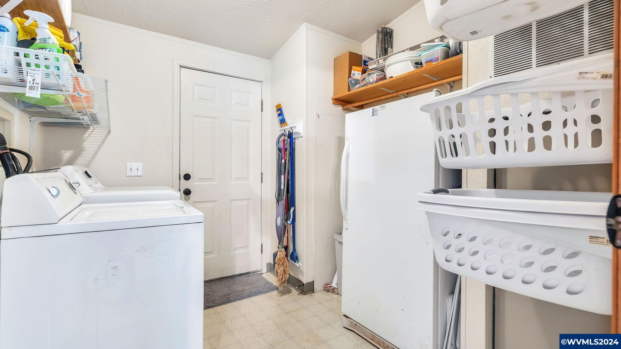15715 South Wave Road Mulino, OR 97042 - Photo 21 of 31 Gallery Image 21