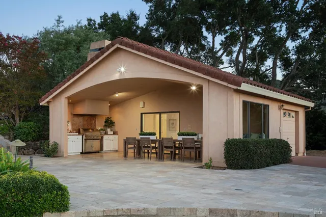 $5,995,000 | 215 Kreuzer Lane, Napa, CA 94559