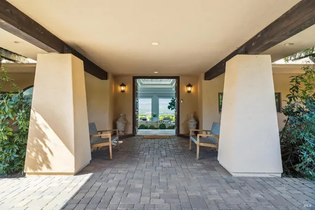 $5,995,000 | 215 Kreuzer Lane, Napa, CA 94559