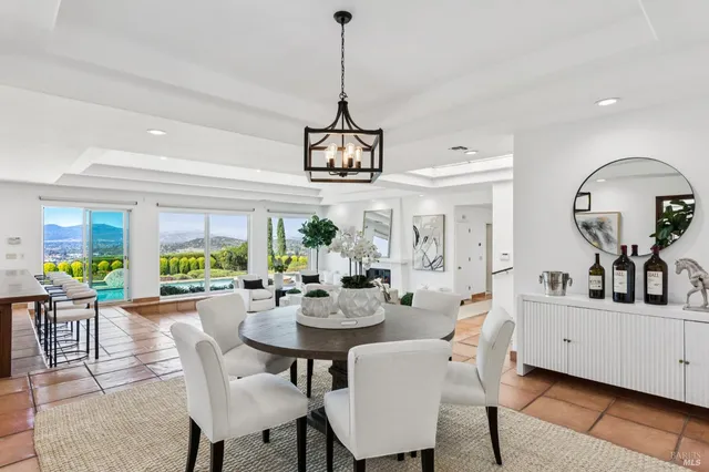 $5,995,000 | 215 Kreuzer Lane, Napa, CA 94559