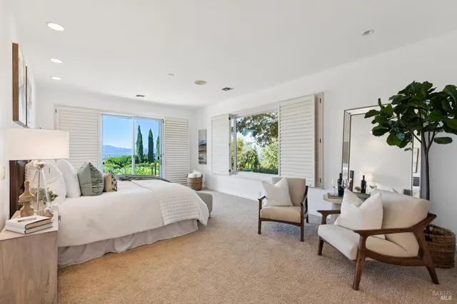 $5,995,000 | 215 Kreuzer Lane, Napa, CA 94559