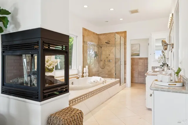 $5,995,000 | 215 Kreuzer Lane, Napa, CA 94559