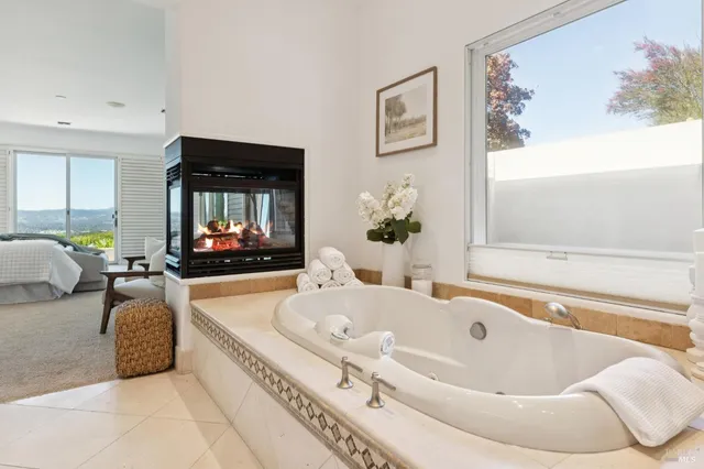 $5,995,000 | 215 Kreuzer Lane, Napa, CA 94559